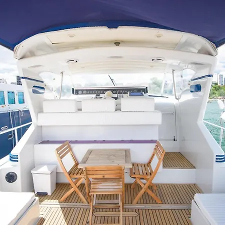Hakuna Matata - Living A Perfect Life, Yacht Pershing 52 Botel Constanta