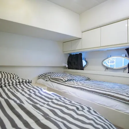 Hakuna Matata - Living A Perfect Life, Yacht Pershing 52 *